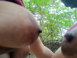 Outdoor lesbian