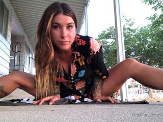 Sexy beautiful ass brunette babe outdoor solo