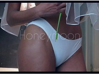 Honeymoon - Luna C