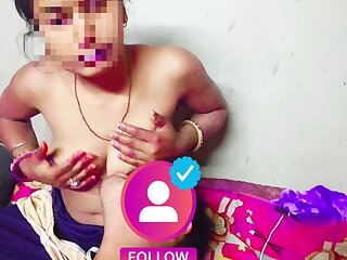 Desi Village Bhabhi Hot Masterbuting And Family