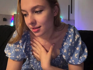 First time masturbating virgin pussy