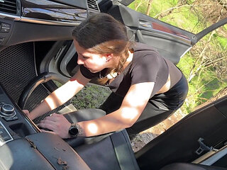 Outdoor Car Vacuum Leather Seats