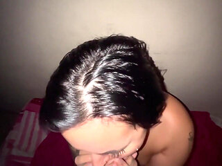 I Let the Foreign Girl Suck Me While Speaking Sexy English to Get My Milk!