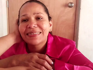 I ask my stepmother to let me fuck her while her stepdaughter is away