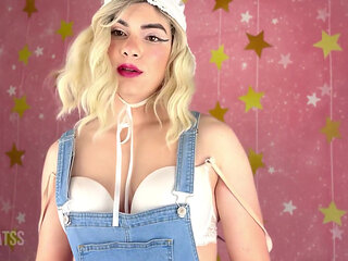 Trans Girl Bunny Hunt Roleplaying