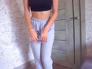 OMG Did I piss on my sweatpants??? Female Desperation Pee Free