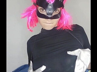 Discover my pleasure with my kitty mask and big tits
