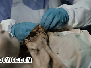Morgue Employee Fantasizes About Having Sex With One of The Body he Worked on
