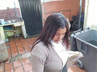 18 year old brunette big saggy tits from New York United States fucking her stepbrother's big dick red ass