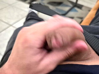 MOSTRANDO MINHA PIROCA NO ESCRITORIO PARTE 2