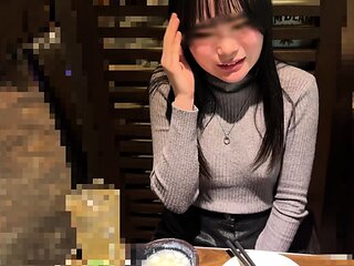 Daring Asian Amateur Gives An Outdoor Blowjob