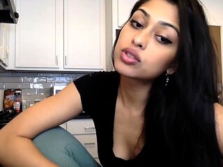 Webcam Teen masturbates and pretends you came in her mouth