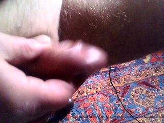 Jerking off with pee panties