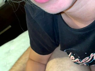 Outdoor handjob From Natural Blonde